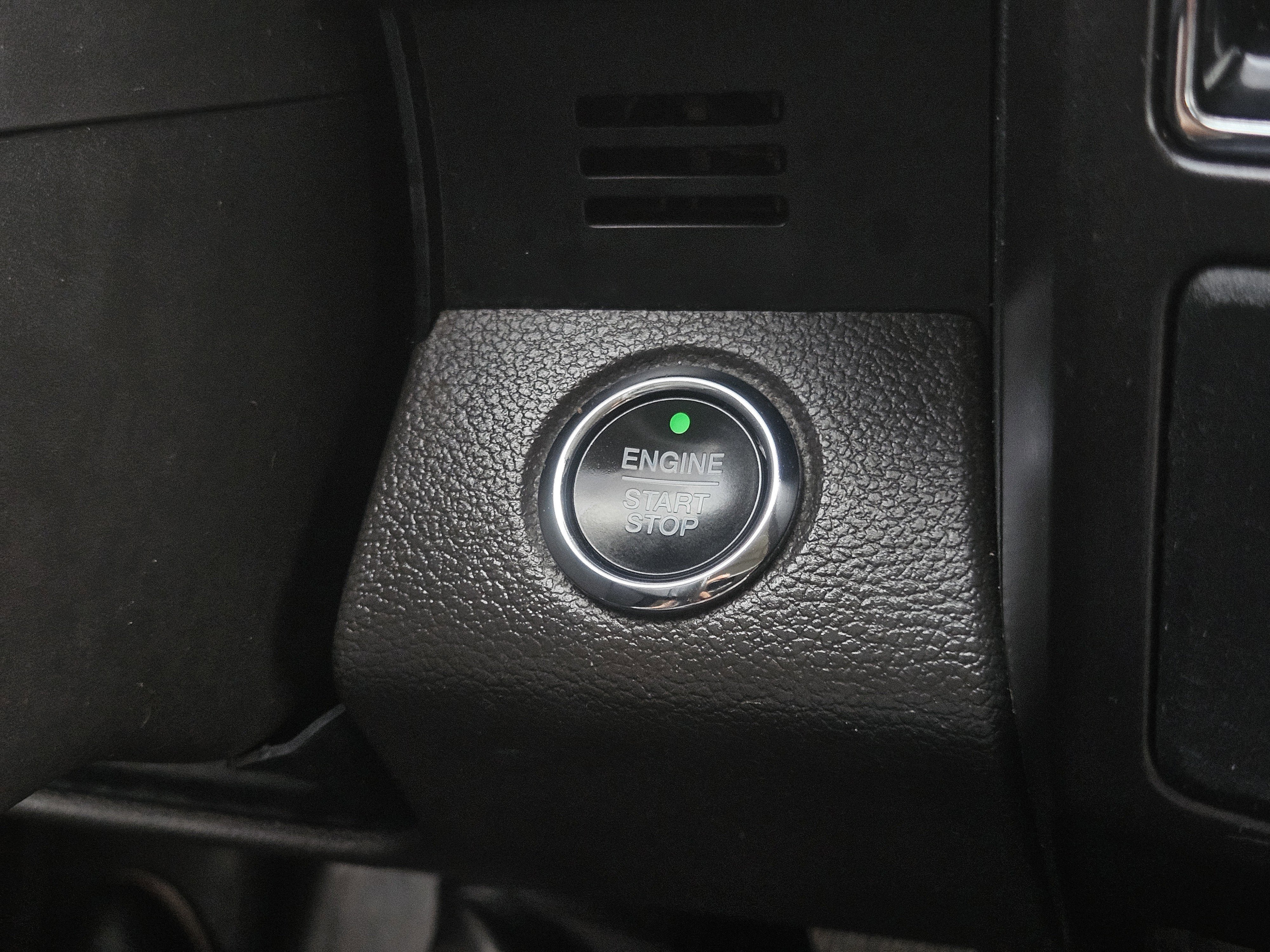 Used 2020 Ford Expedition Limited w/ Cargo Package RWD image 23