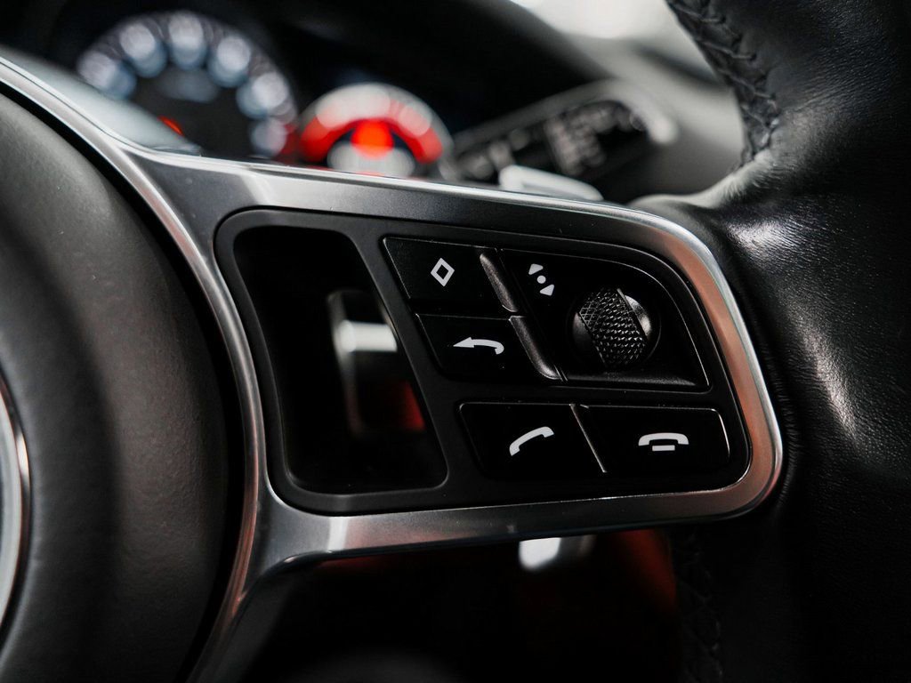 Used 2023 Porsche Cayenne image 24