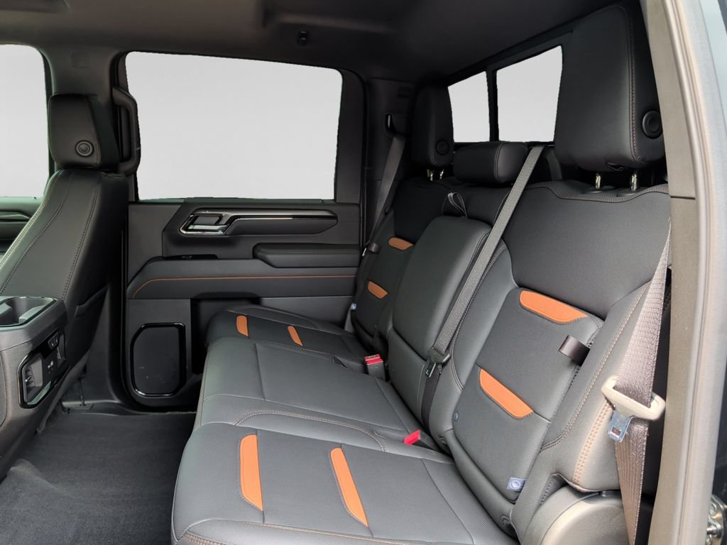 Used 2025 GMC Sierra 3500 AT4 w/ AT4 Premium Plus Package AWD/4WD image 31