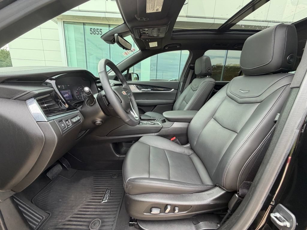 Used 2020 Cadillac XT6 Premium Luxury FWD image 14