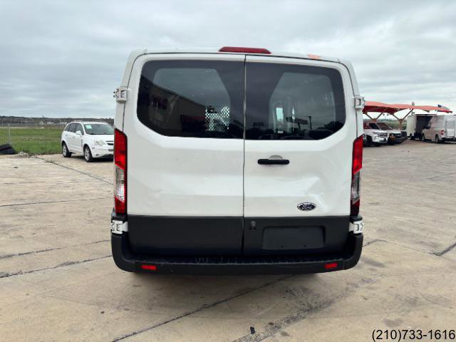 Used 2017 Ford Transit 250 130 Low Roof w/ Exterior Upgrade Package RWD image 6