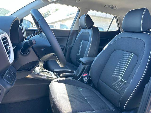 New 2026 Hyundai Venue SEL FWD image 7