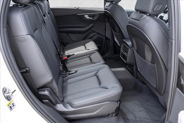 New 2026 Audi Q7 3.0T Premium Plus AWD/4WD image 24