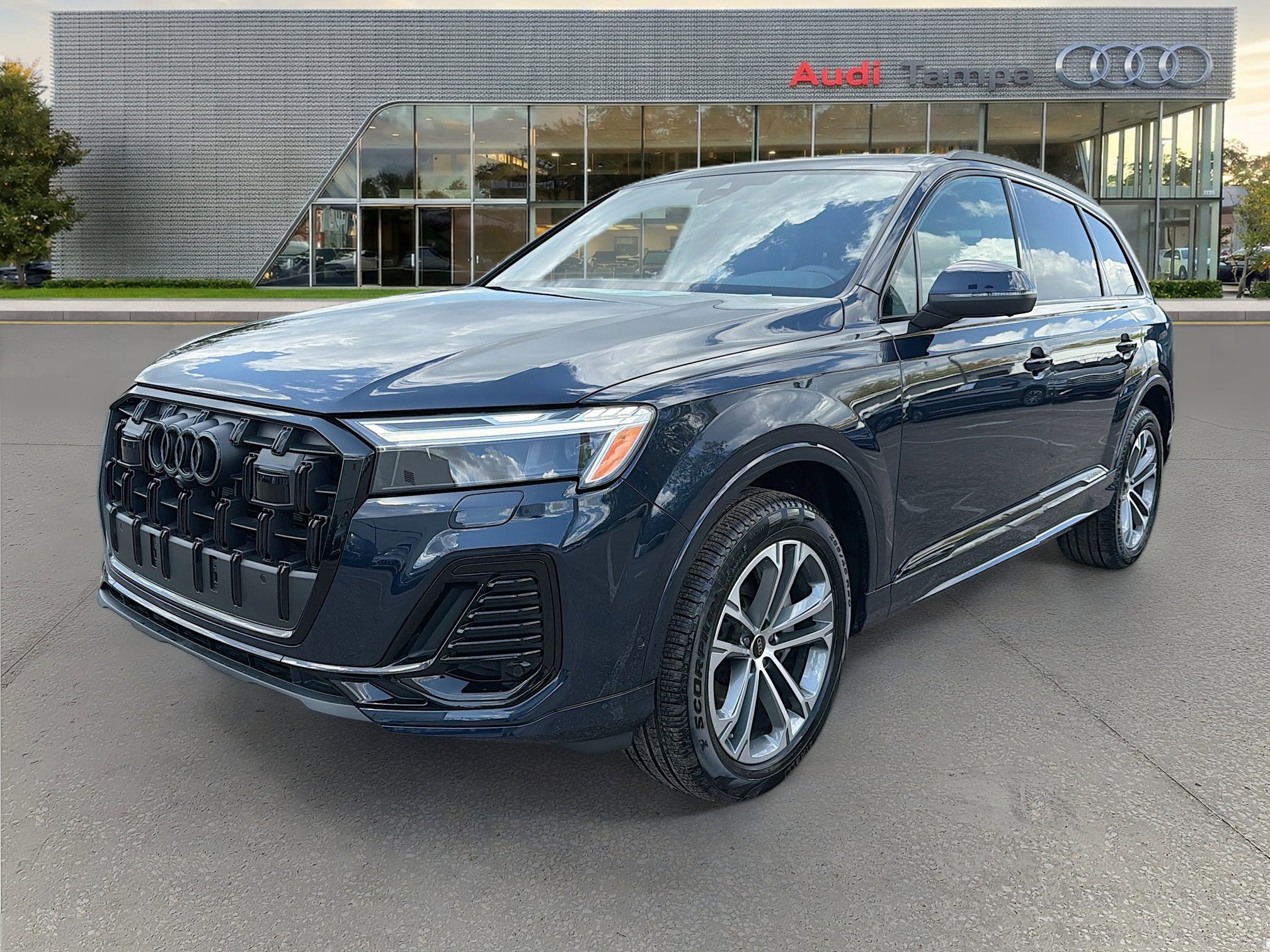 New 2026 Audi Q7 2.0T Premium image 7