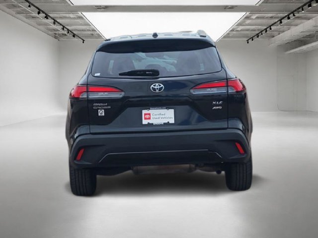 Used 2024 Toyota Corolla Cross XLE AWD/4WD image 5