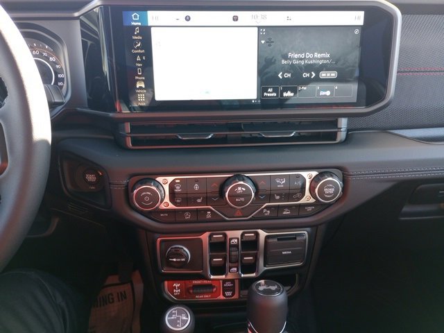 New 2026 Jeep Wrangler Unlimited Rubicon image 18