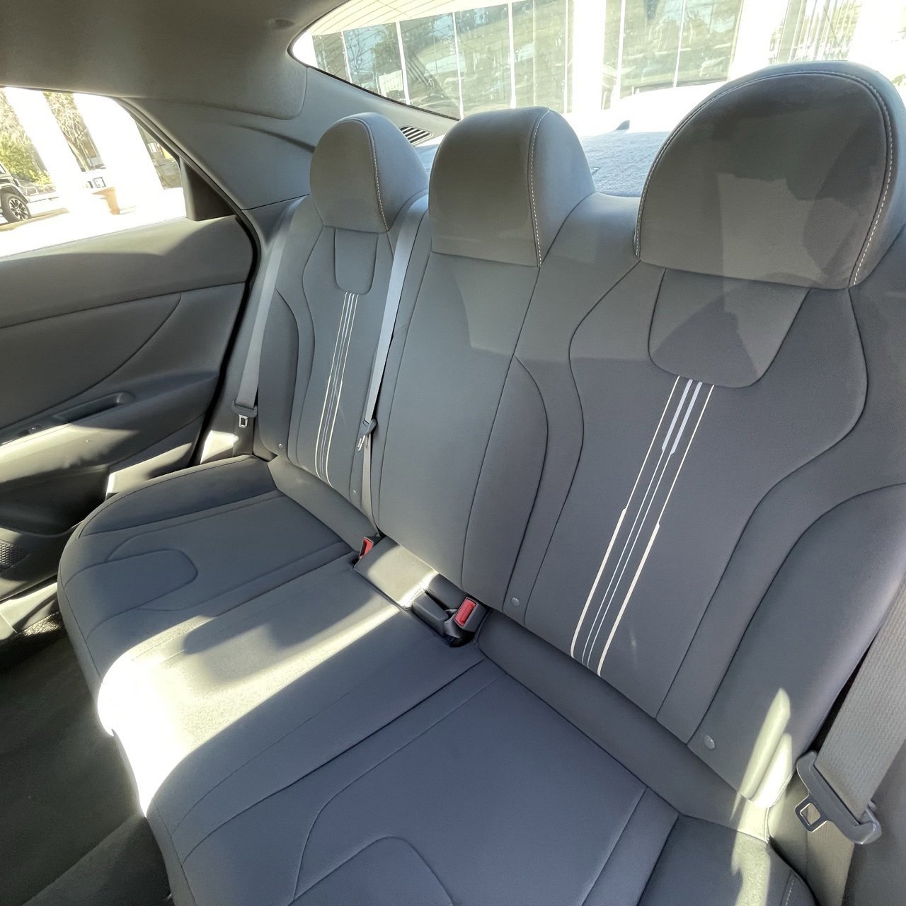 Used 2023 Hyundai Elantra Blue image 23