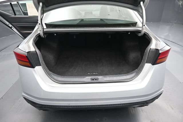 Used 2023 Nissan Altima 2.5 SR FWD image 19