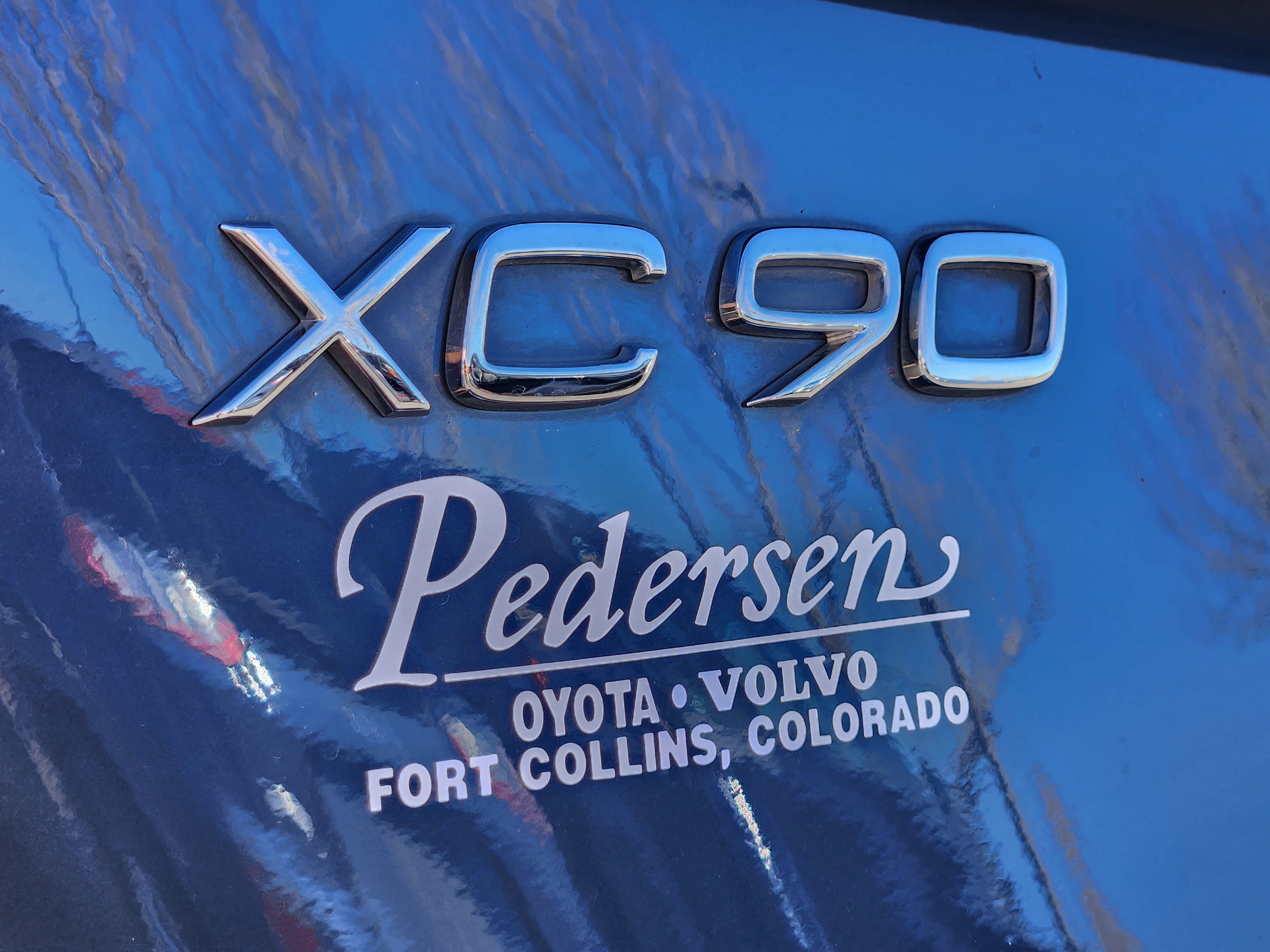 Certified 2024 Volvo XC90 T8 Ultimate w/ Protection Package Premier image 14