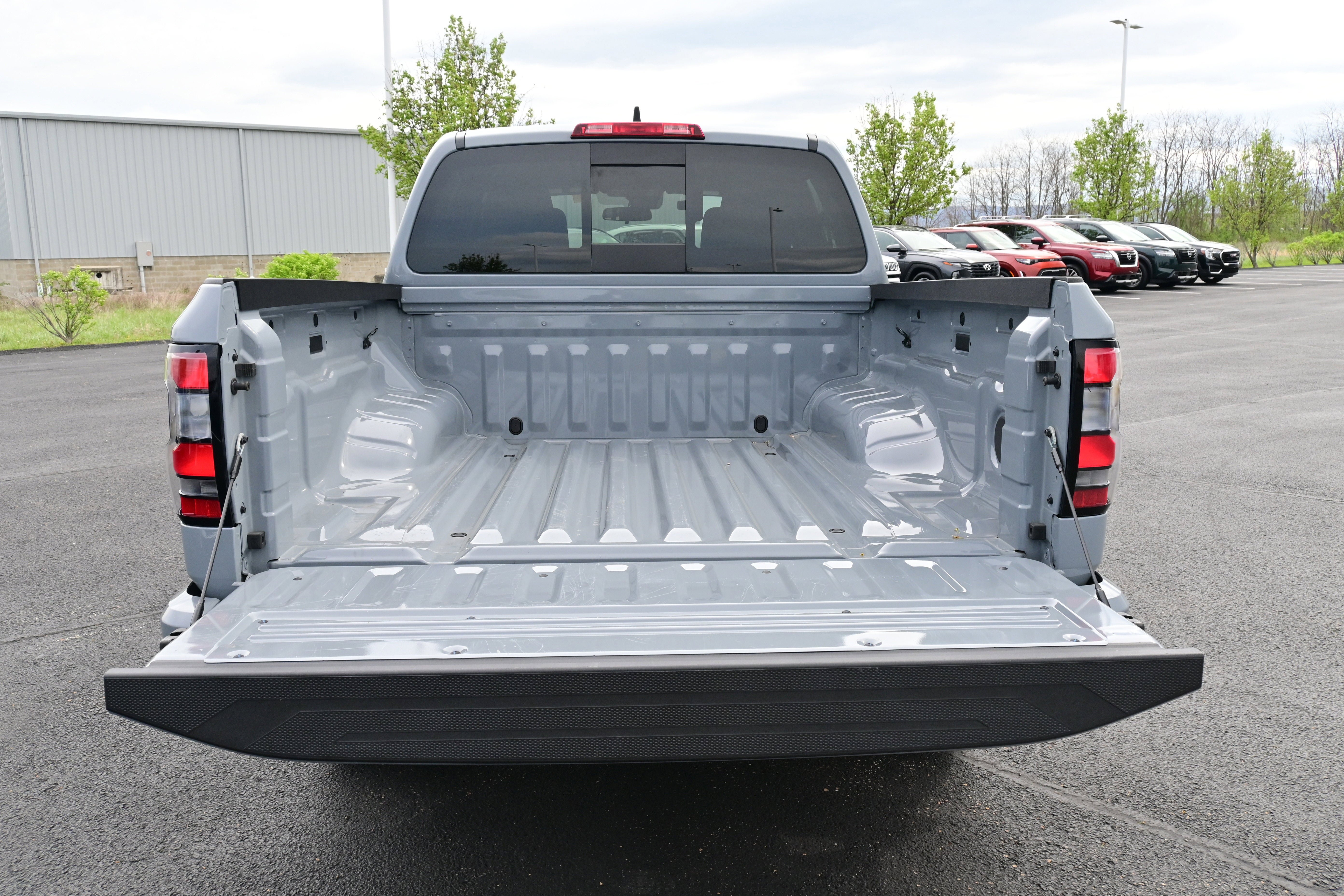 Certified 2024 Nissan Frontier PRO-4X w/ Technology Package image 11