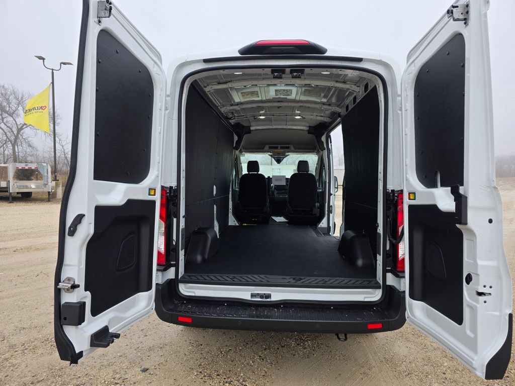 New 2026 Ford Transit 250 148 Medium Roof w/ Load Area Protection Package RWD image 17