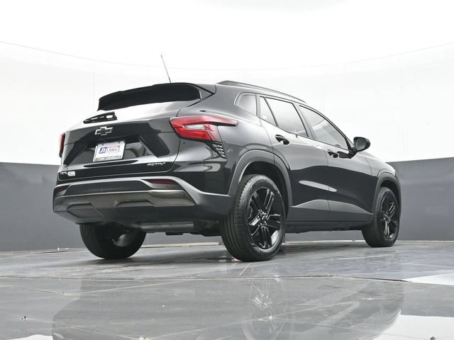 Used 2026 Chevrolet Trax ACTIV w/ Driver Confidence Package FWD image 47