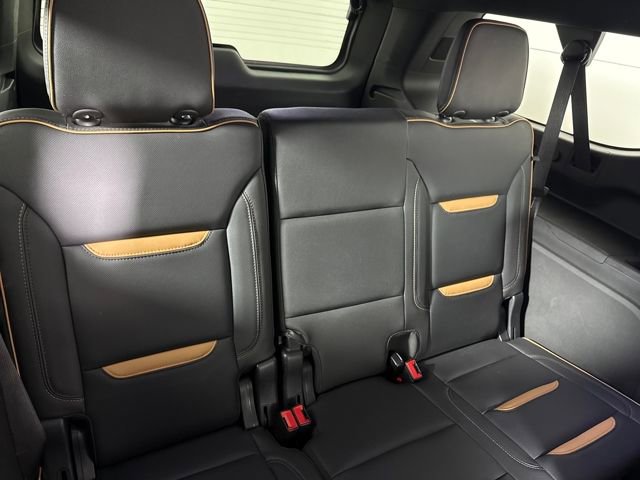 Used 2021 GMC Yukon XL AT4 w/ Technology Package image 15