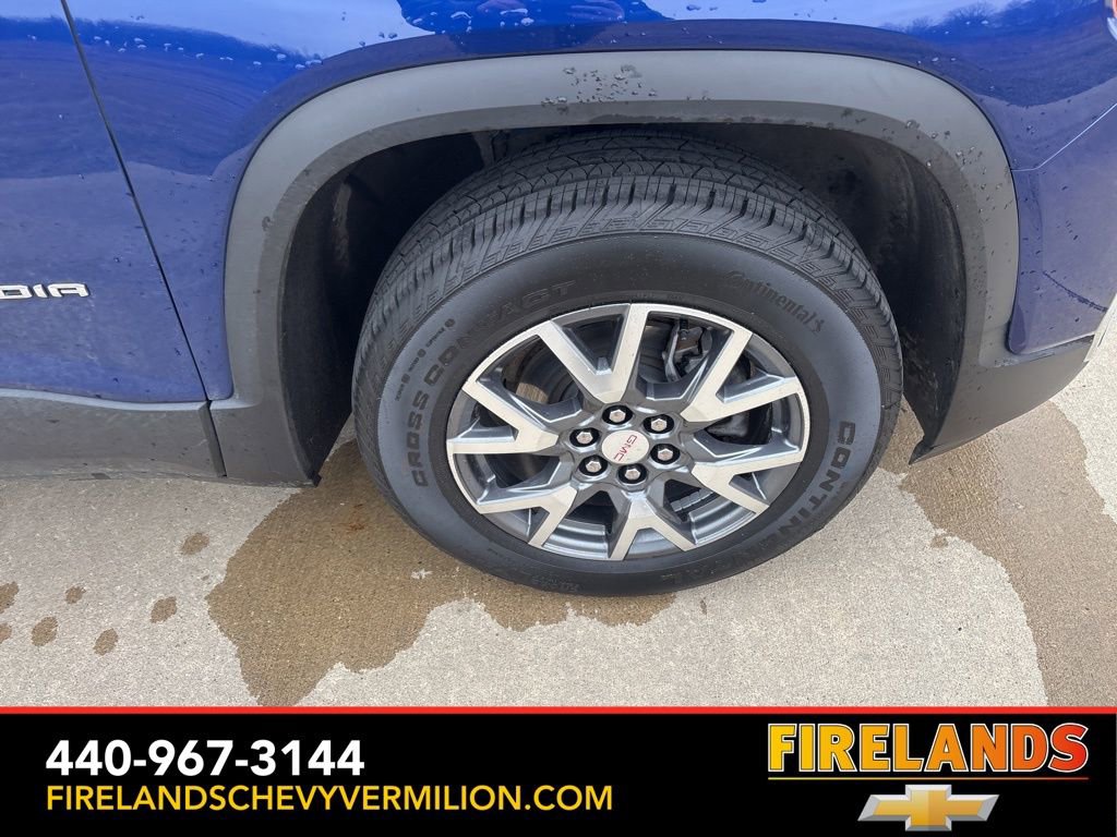 Used 2023 GMC Acadia SLT w/ Technology Package image 64