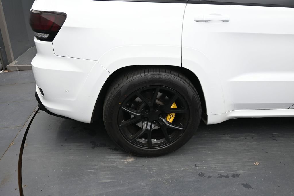 Used 2018 Jeep Grand Cherokee Trackhawk AWD/4WD image 13