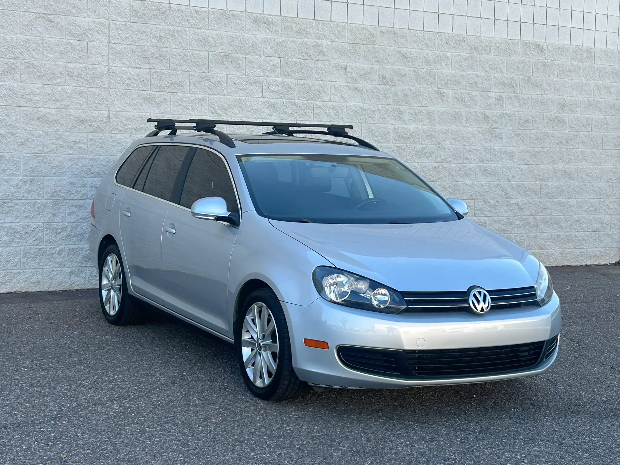 Used 2014 Volkswagen Jetta TDI FWD image 3