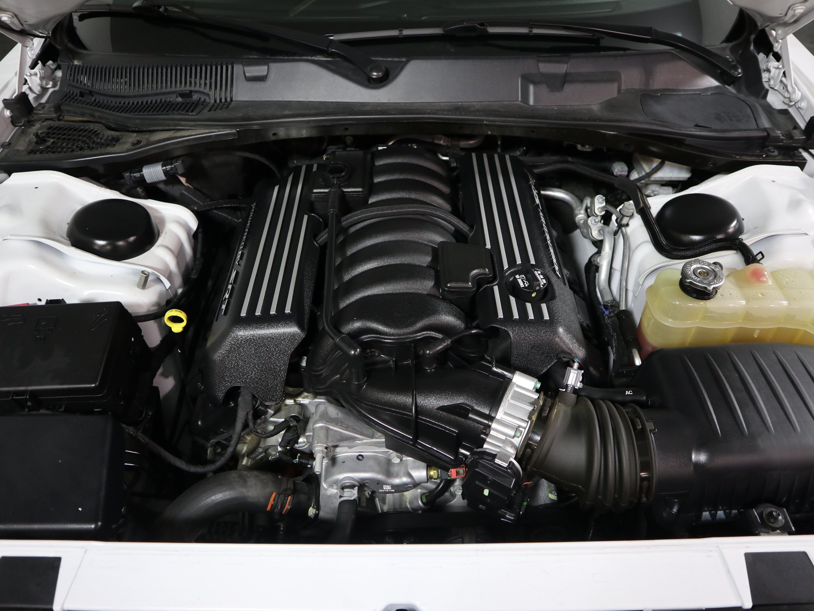Used 2019 Dodge Challenger R/T Scat Pack RWD image 13