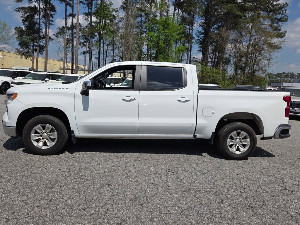 Used 2025 Chevrolet Silverado 1500 LT RWD image 4