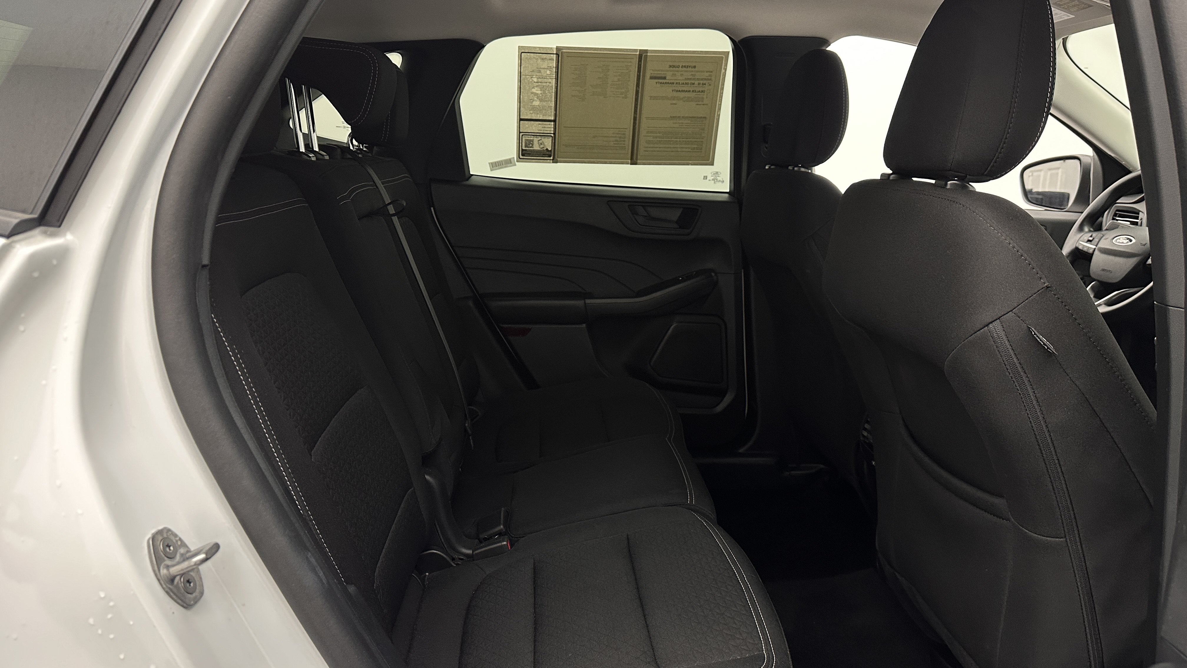 Used 2025 Ford Escape Active AWD/4WD image 31
