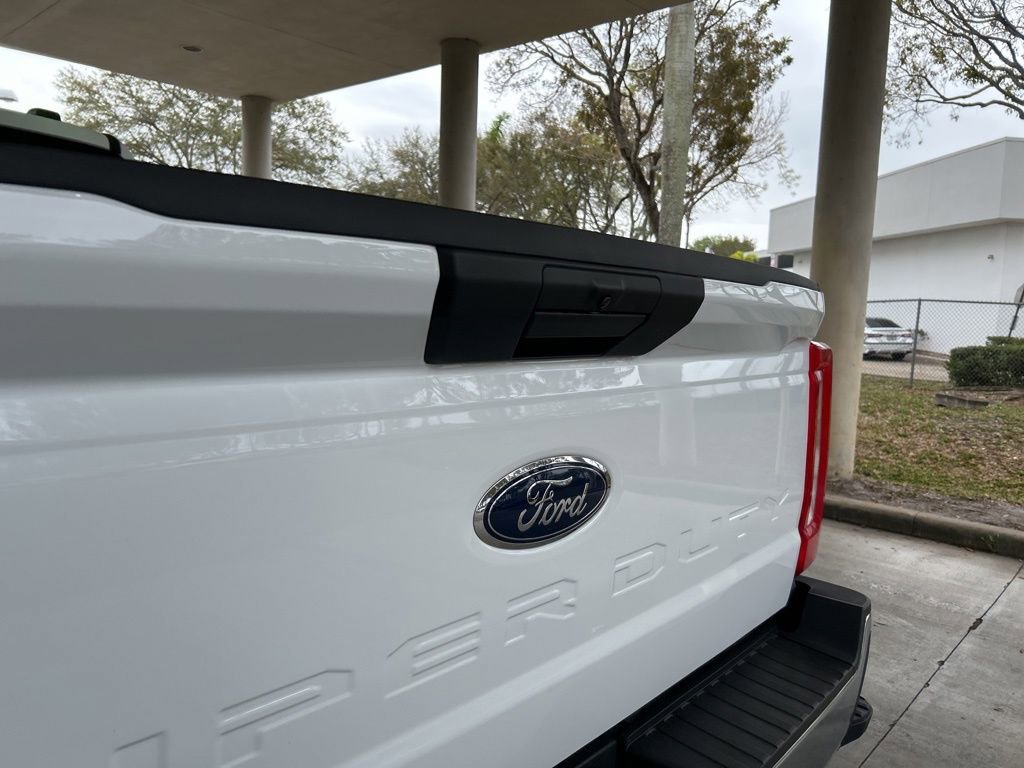 Used 2025 Ford F350 XLT image 20