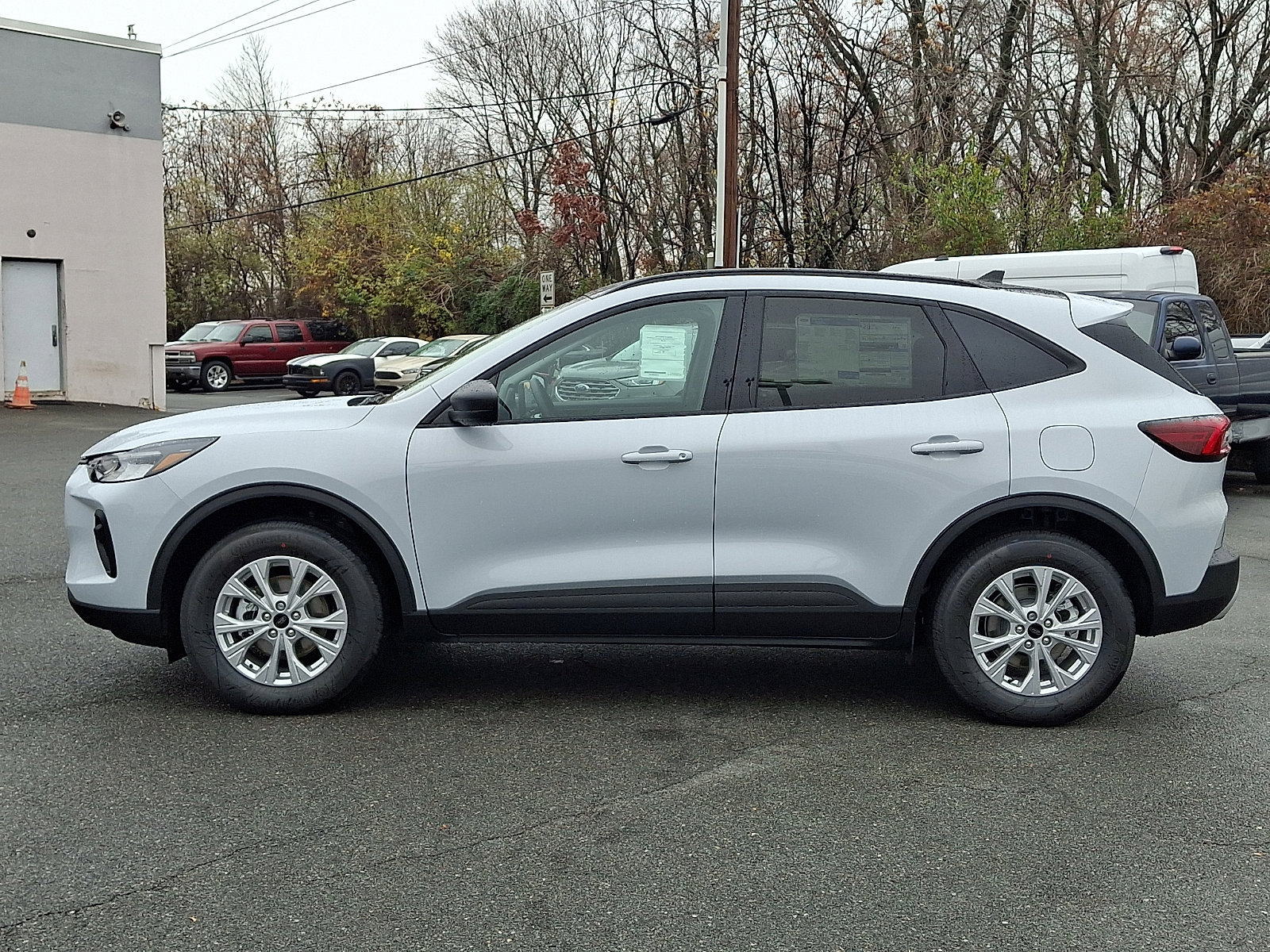 New 2026 Ford Escape Active w/ Tech Pack #1 AWD/4WD image 4
