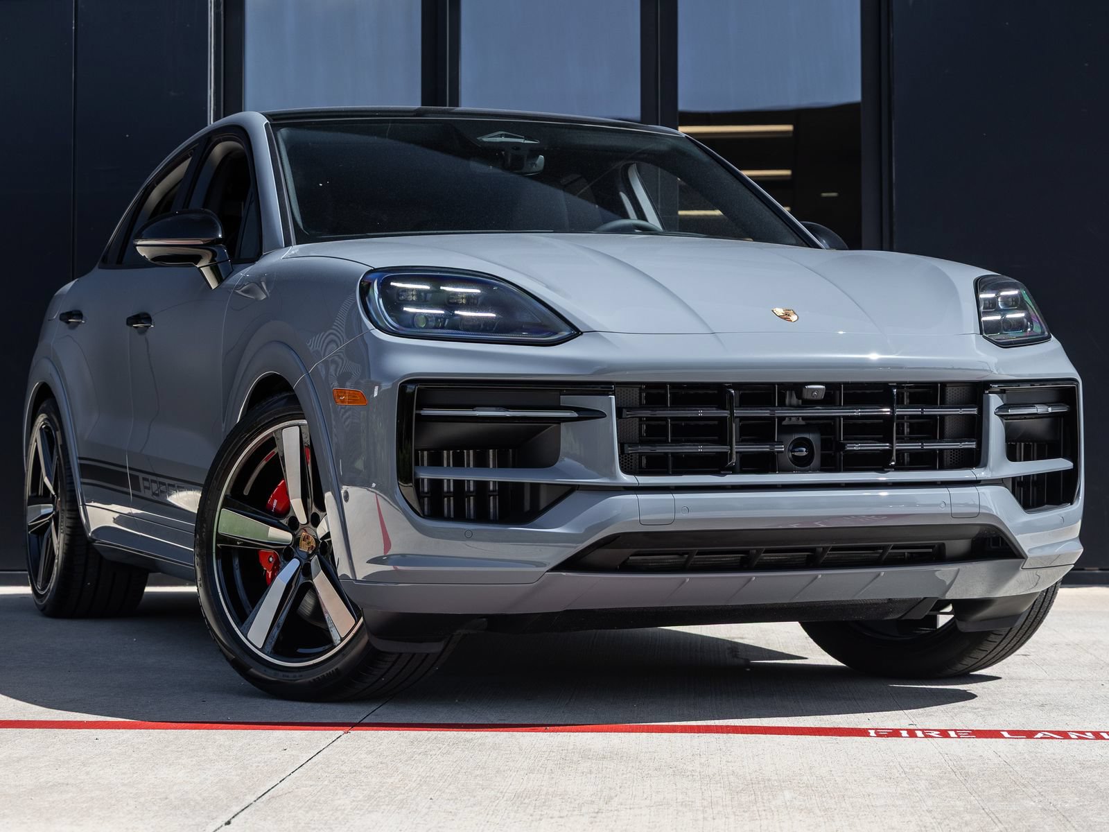 New 2026 Porsche Cayenne S AWD/4WD image 6