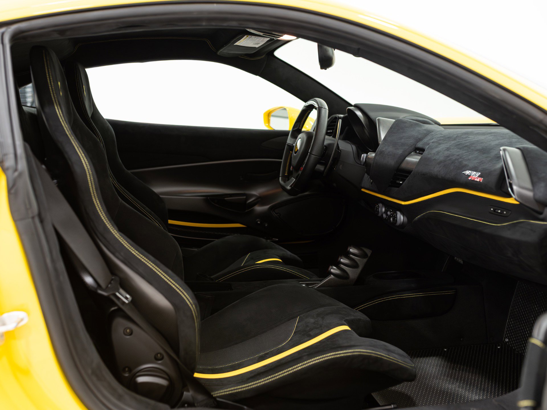 Used 2019 Ferrari 488 Pista Coupe image 41