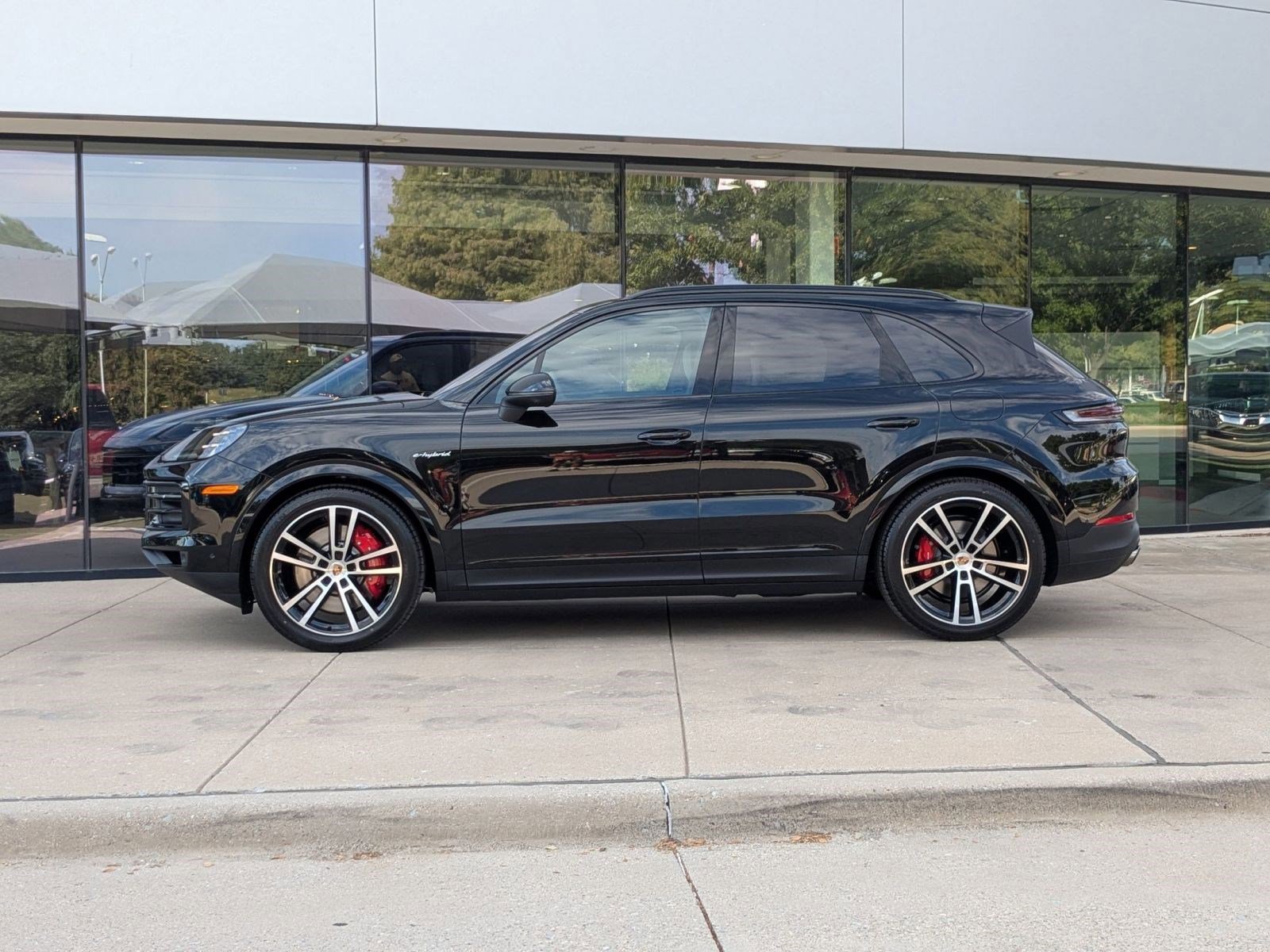 New 2026 Porsche Cayenne S image 2