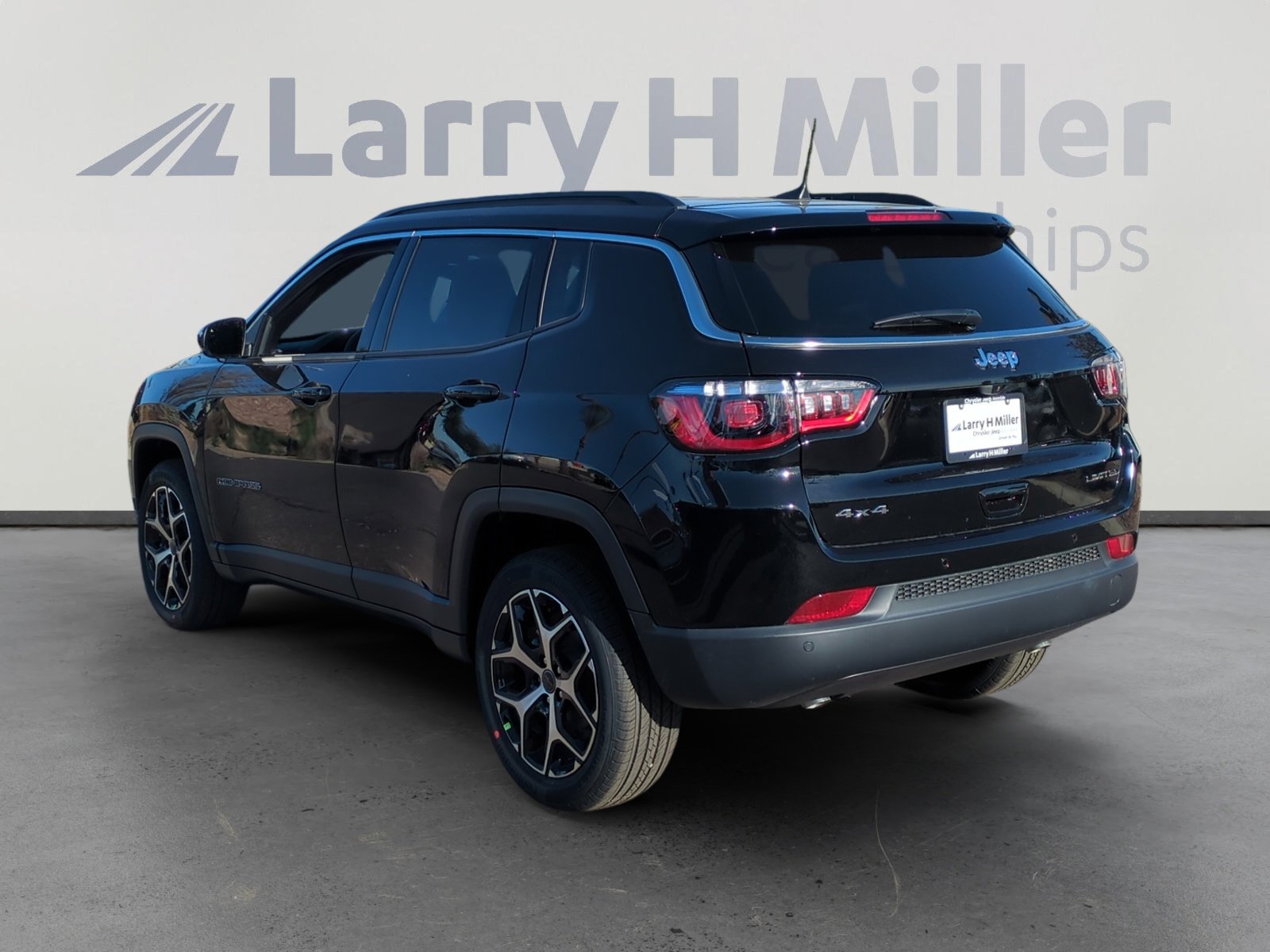 New 2026 Jeep Compass Limited image 3