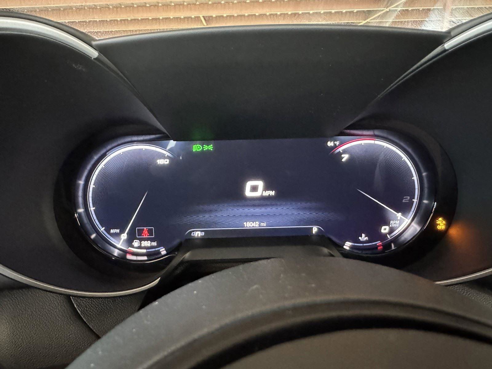 Used 2024 Alfa Romeo Giulia Veloce RWD image 11