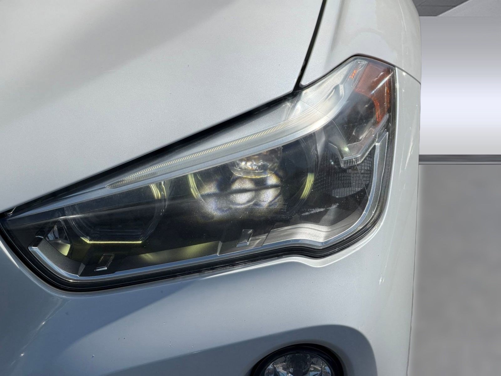 Used 2017 BMW X1 sDrive28i image 11