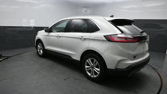 Used 2020 Ford Edge SEL w/ Convenience Package AWD/4WD image 4