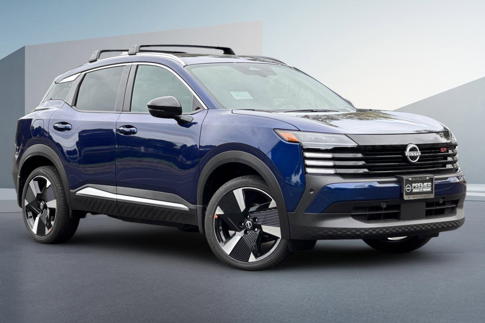 New 2026 Nissan Kicks SR w/ Cold Weather Package video 2