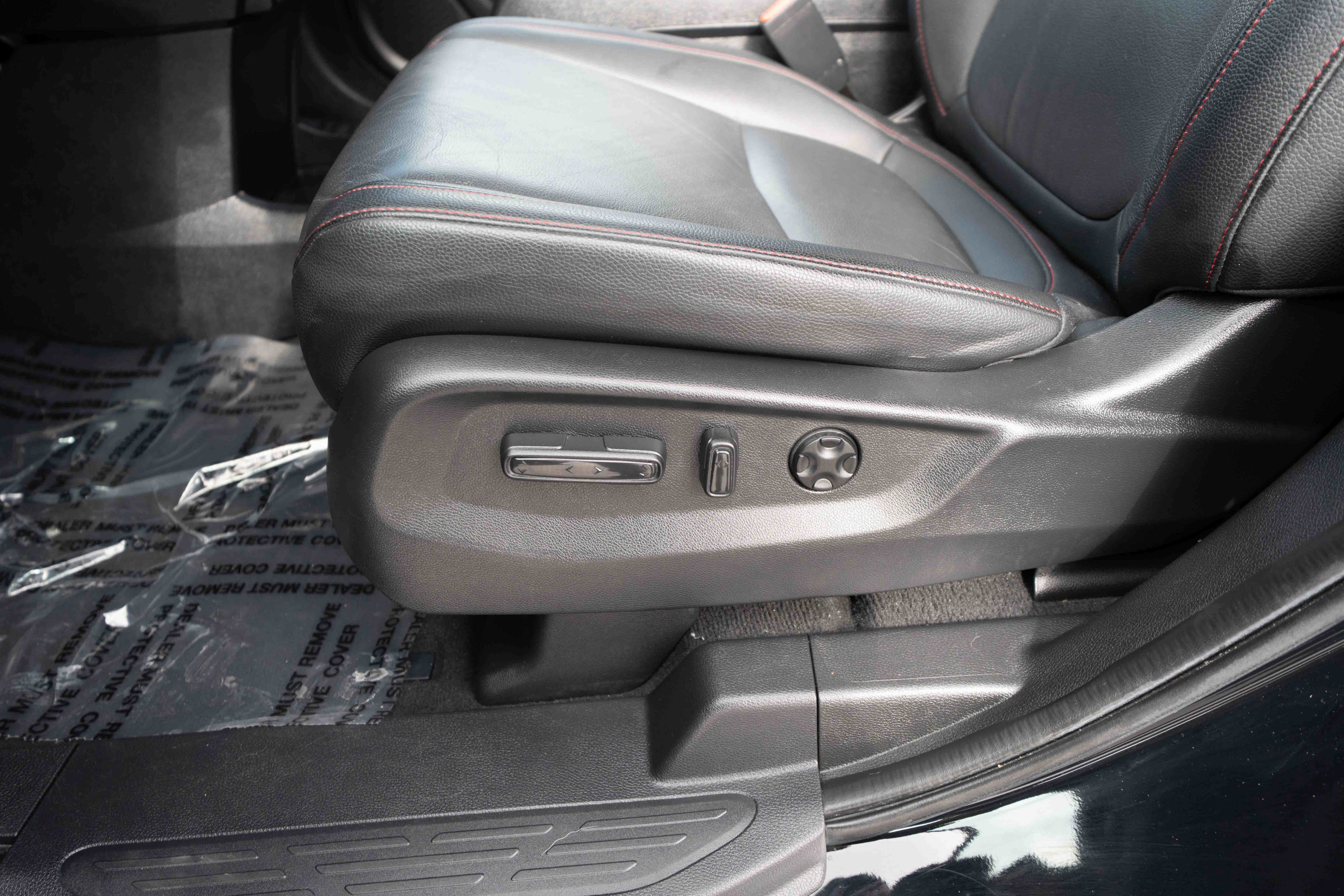 Used 2025 Honda Odyssey Sport-L image 12