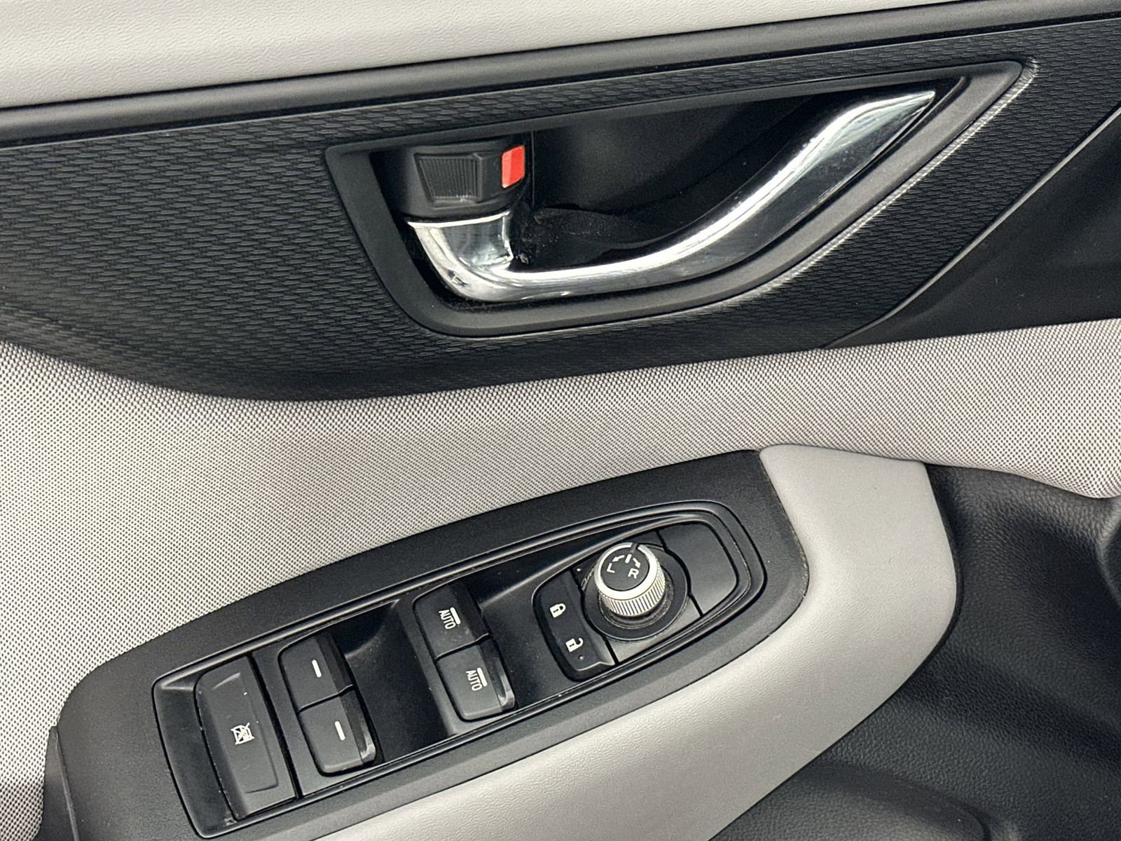 Used 2020 Subaru Legacy Premium image 17