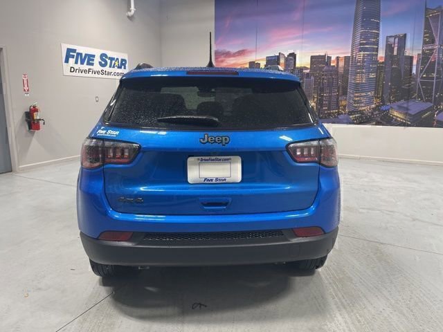New 2026 Jeep Compass Latitude AWD/4WD image 23