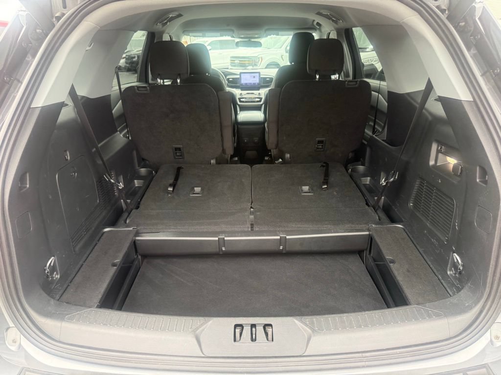 Certified 2024 Ford Explorer XLT AWD/4WD image 51