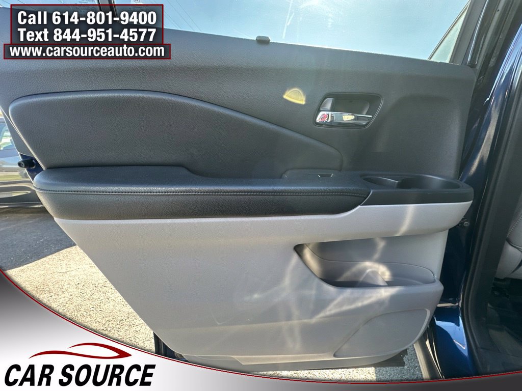 Used 2017 Honda Pilot Touring image 19