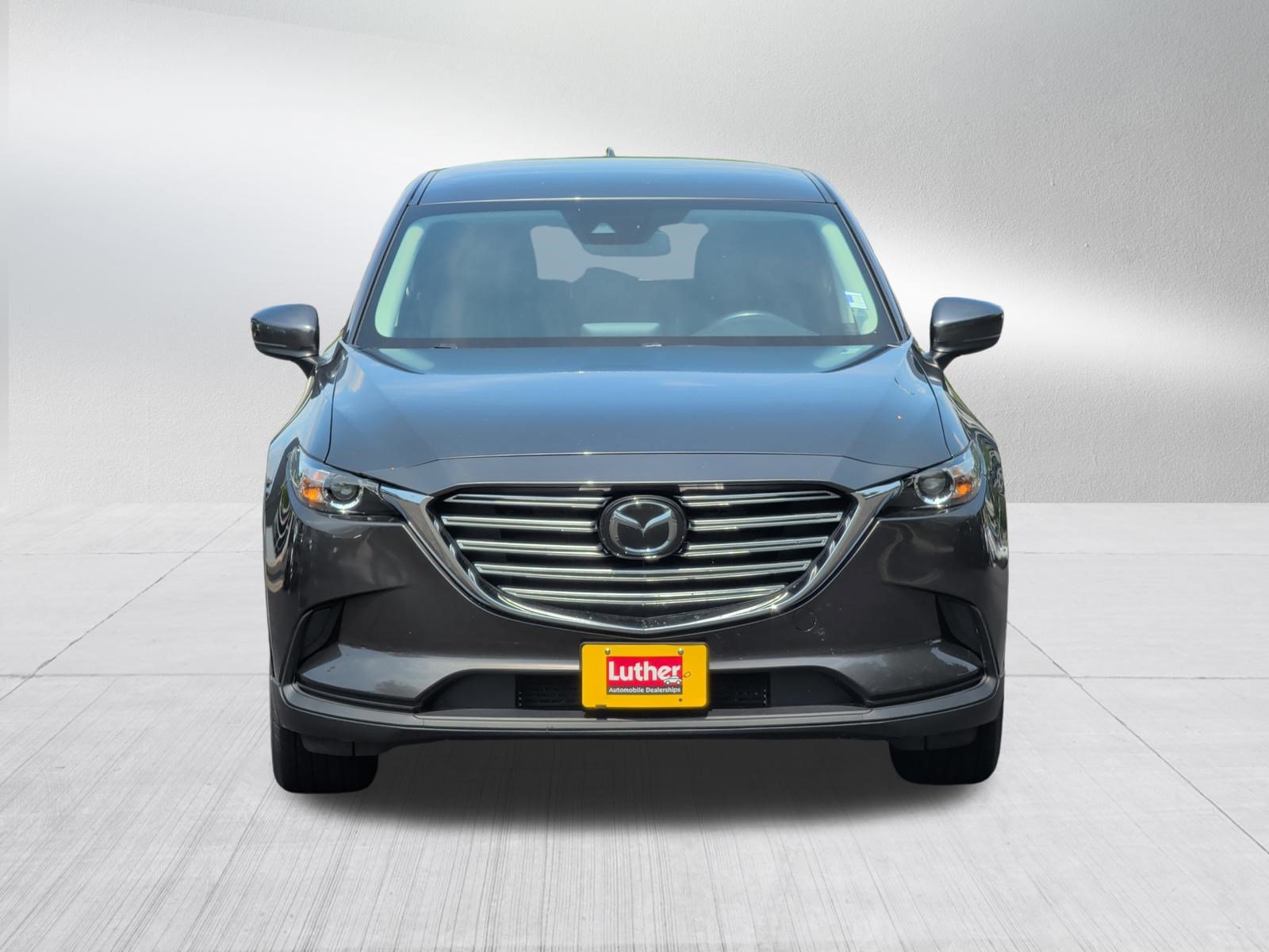 Used 2018 MAZDA CX-9 Touring AWD/4WD image 2