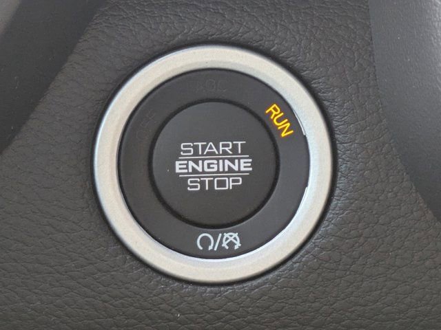 Used 2023 RAM 1500 Laramie image 24