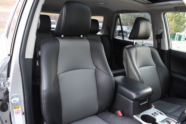 Used 2014 Toyota 4Runner SR5 Premium image 27