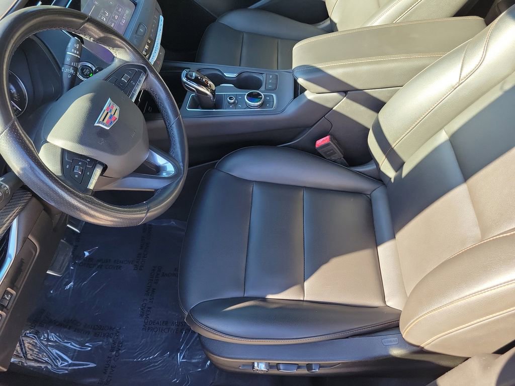 Used 2020 Cadillac XT4 Sport w/ Driver Awareness Package image 18