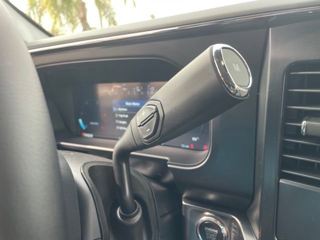 New 2026 Ford F250 Lariat w/ FX4 Off-Road Package AWD/4WD image 14