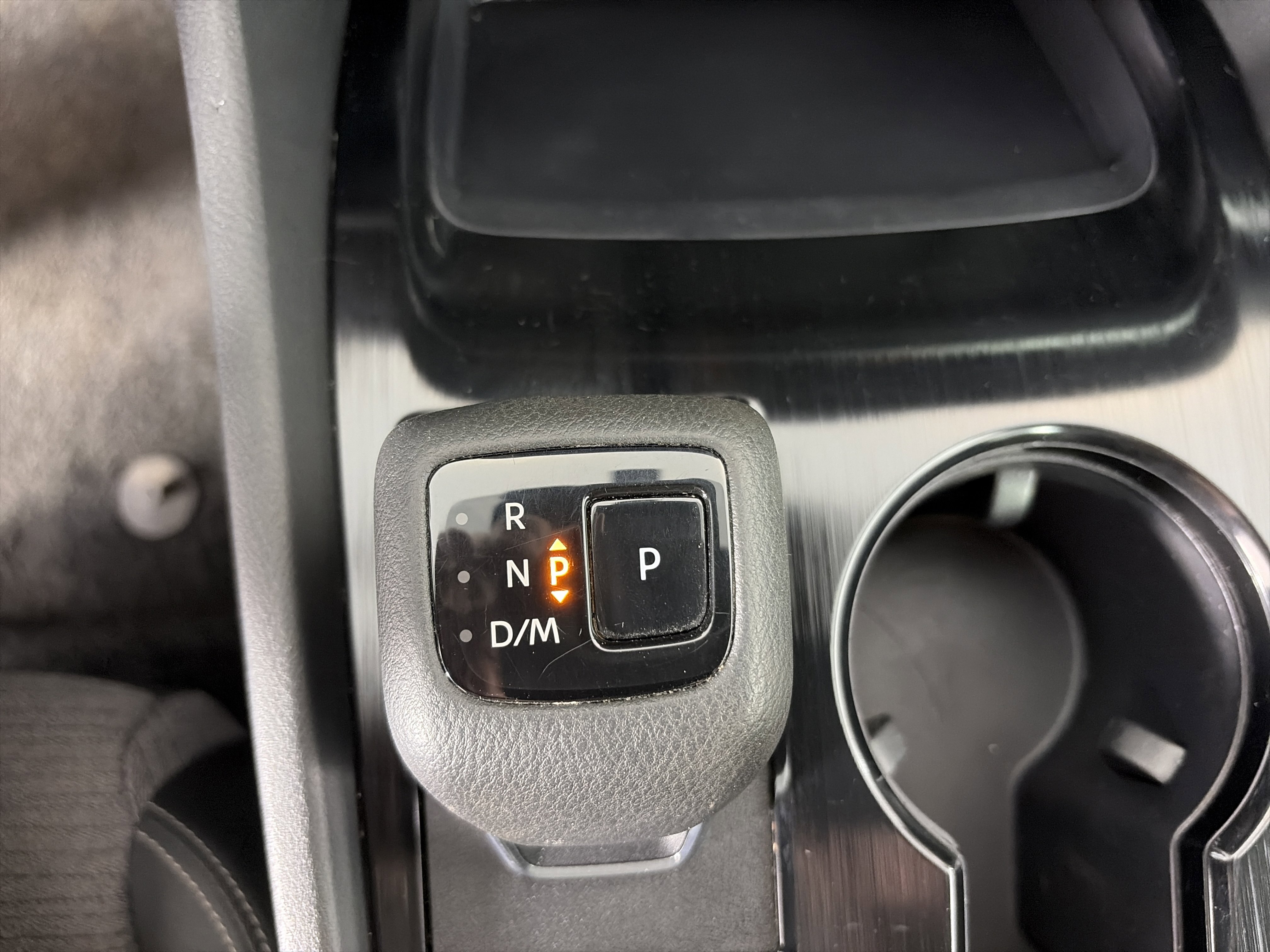 Used 2023 Nissan Rogue SV AWD/4WD image 25