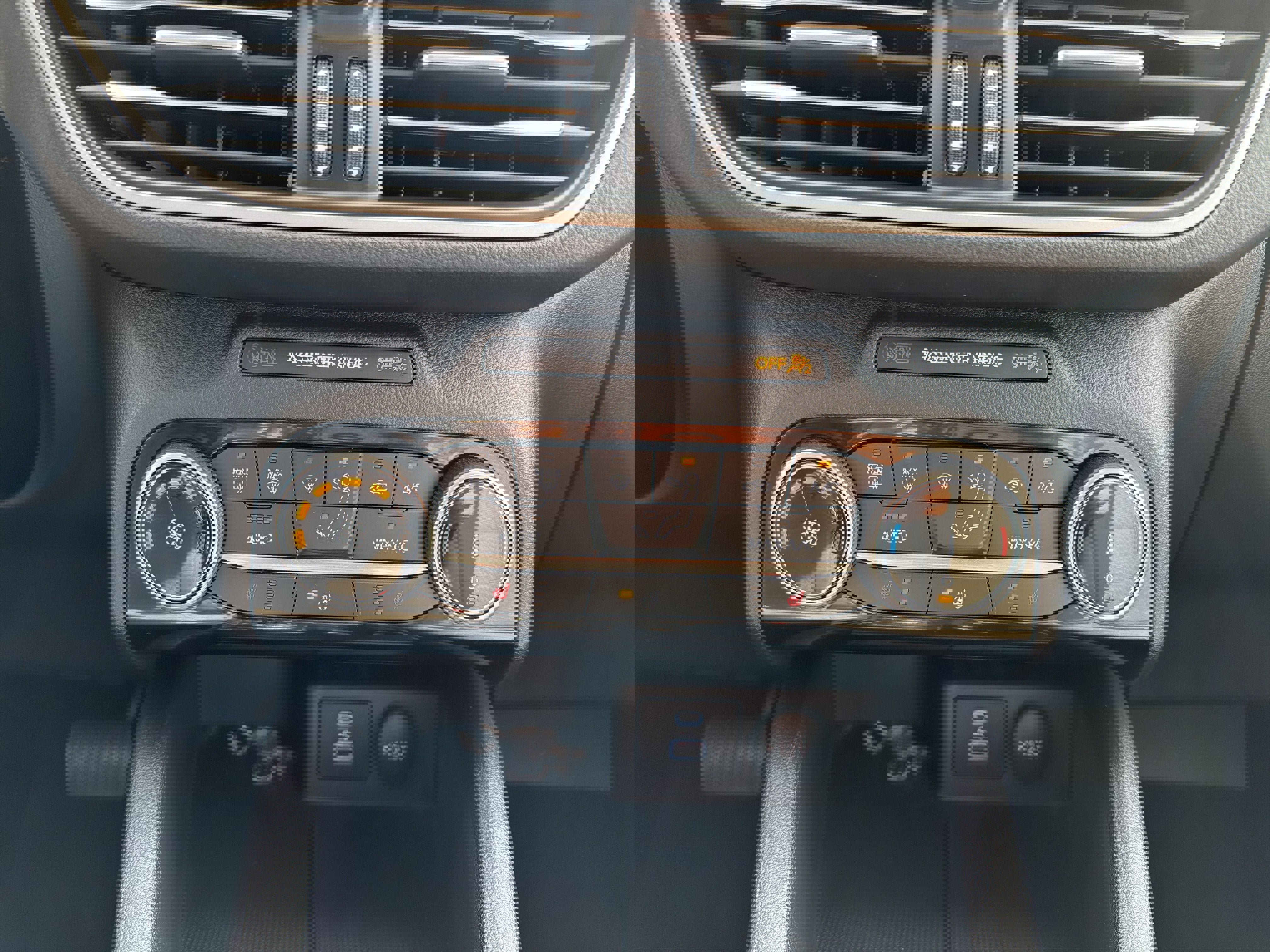 Used 2022 Ford Escape SE w/ Cold Weather Package image 20