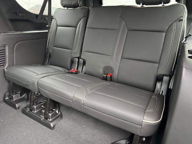New 2026 GMC Yukon XL Elevation image 13