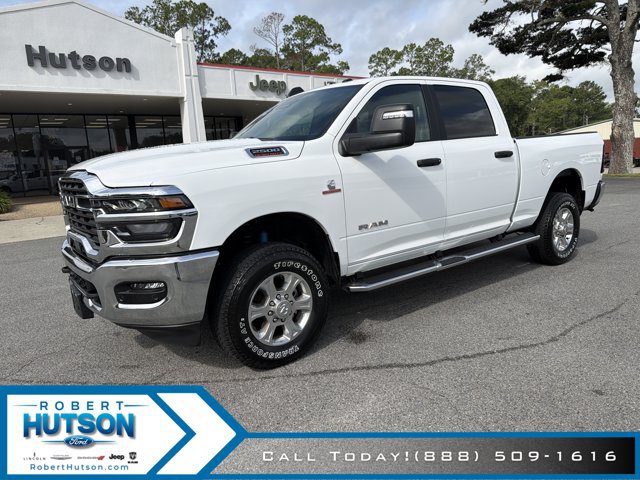 Used 2026 RAM 2500 Big Horn AWD/4WD image 2
