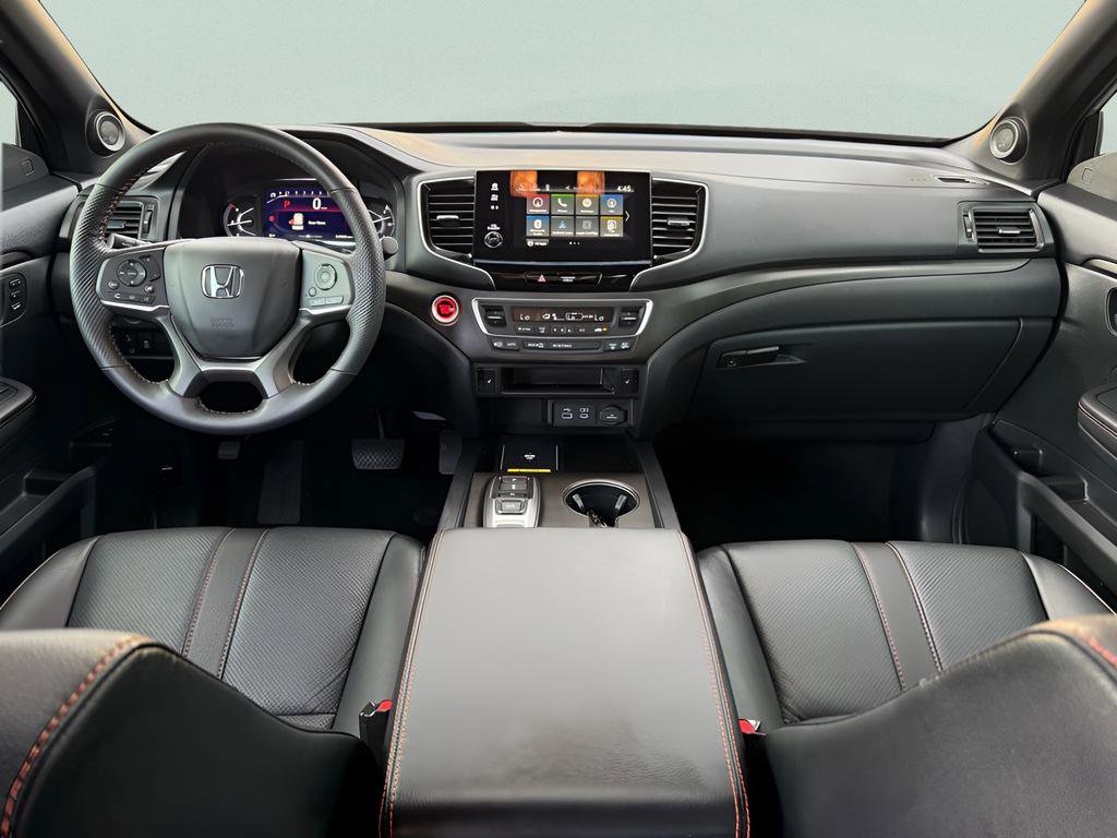 Certified 2025 Honda Passport TrailSport image 8