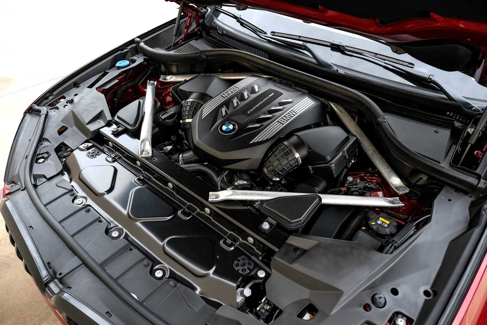 Used 2021 BMW X6 M50i w/ Executive Package image 49