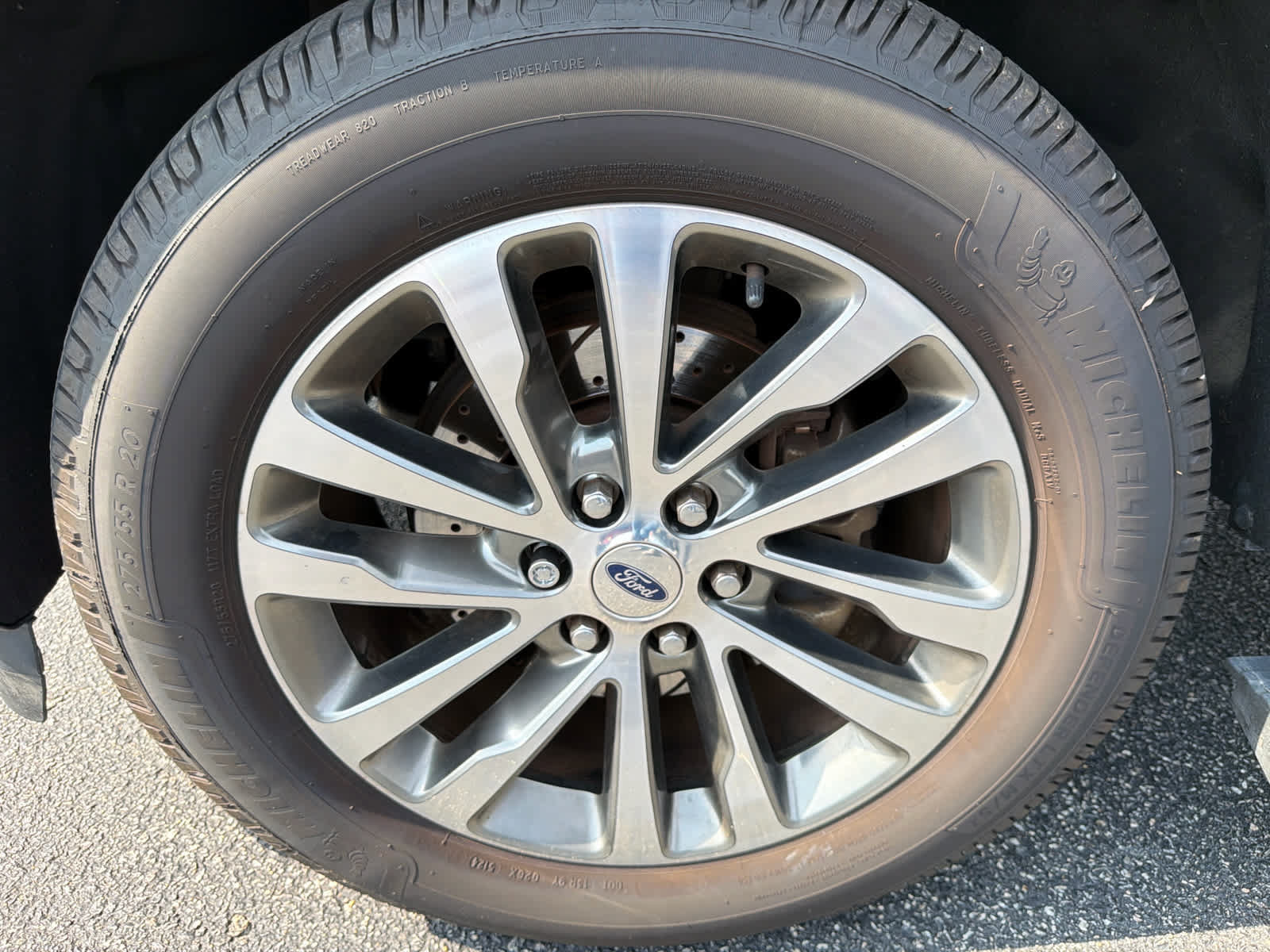 Used 2018 Ford Expedition Limited AWD/4WD image 25